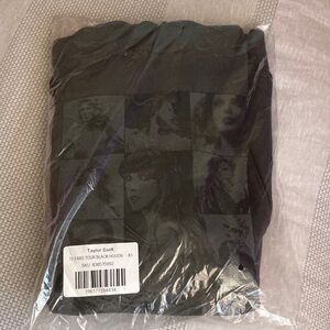 Taylor Swift The Eras Tour Black Hoodie Through LA NWT